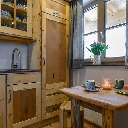 Goiserer Apartment *